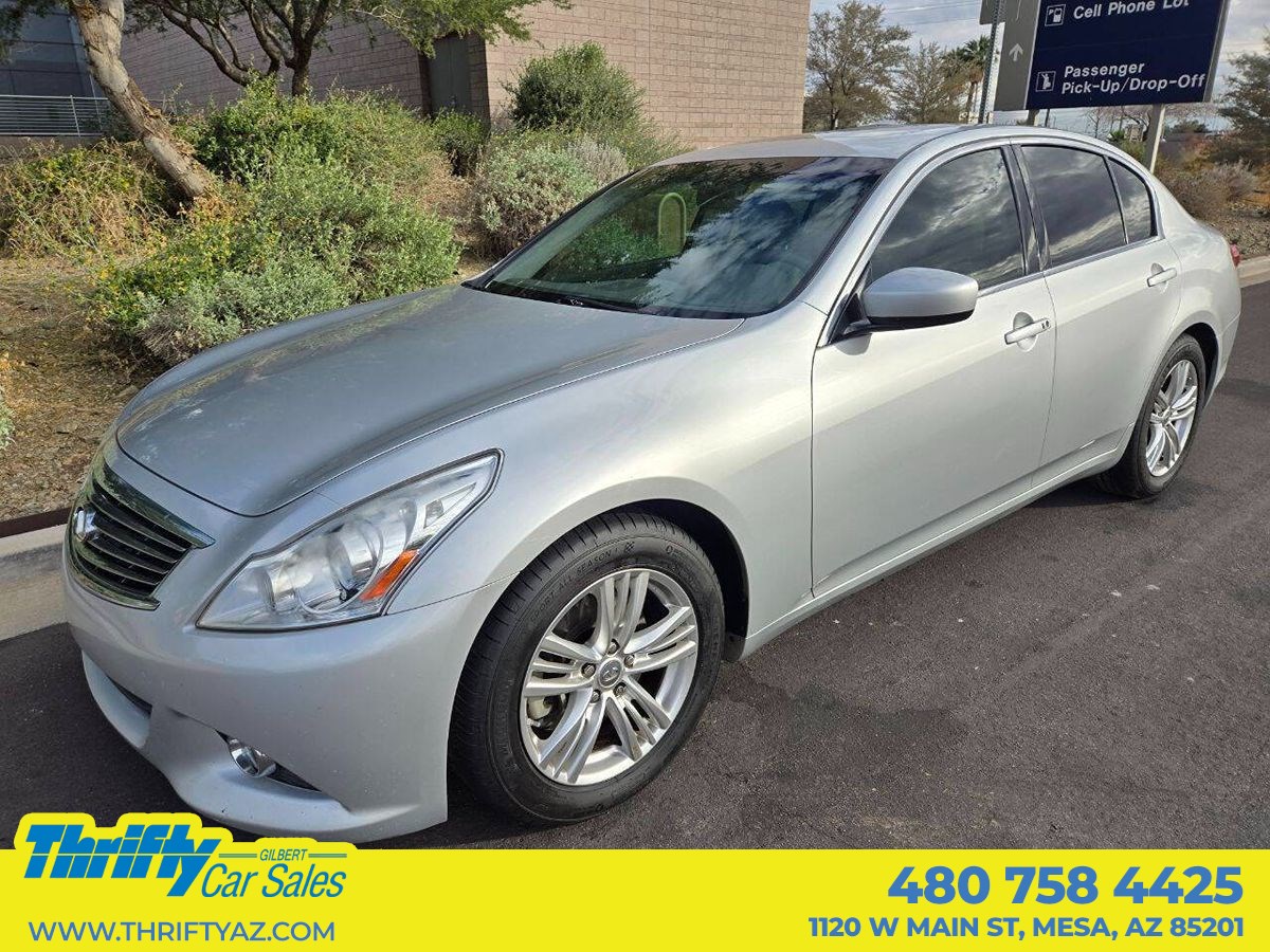 2013 INFINITI G37 Journey Sedan RWD