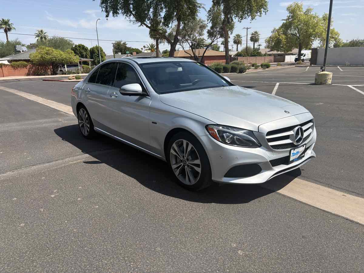 Mercedes-Benz c photo 8
