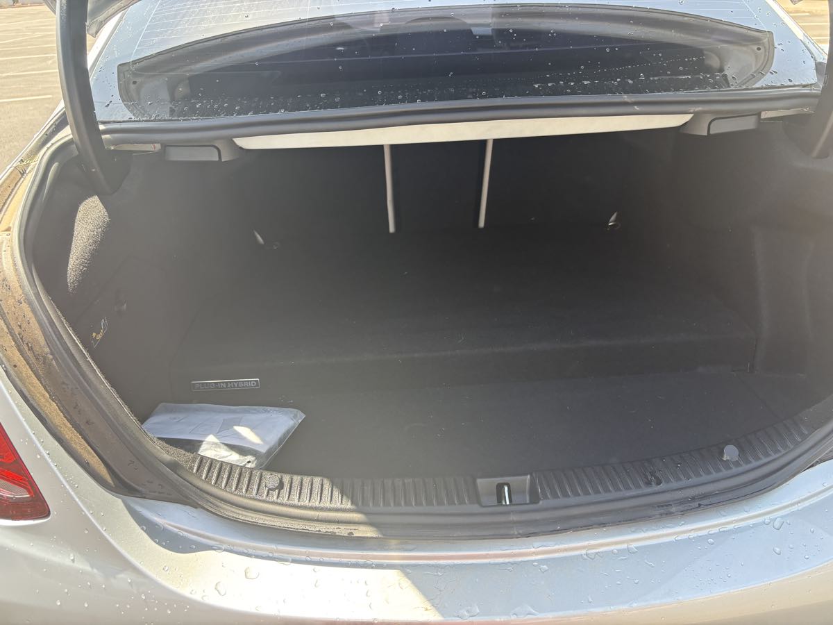 Mercedes-Benz c photo 18