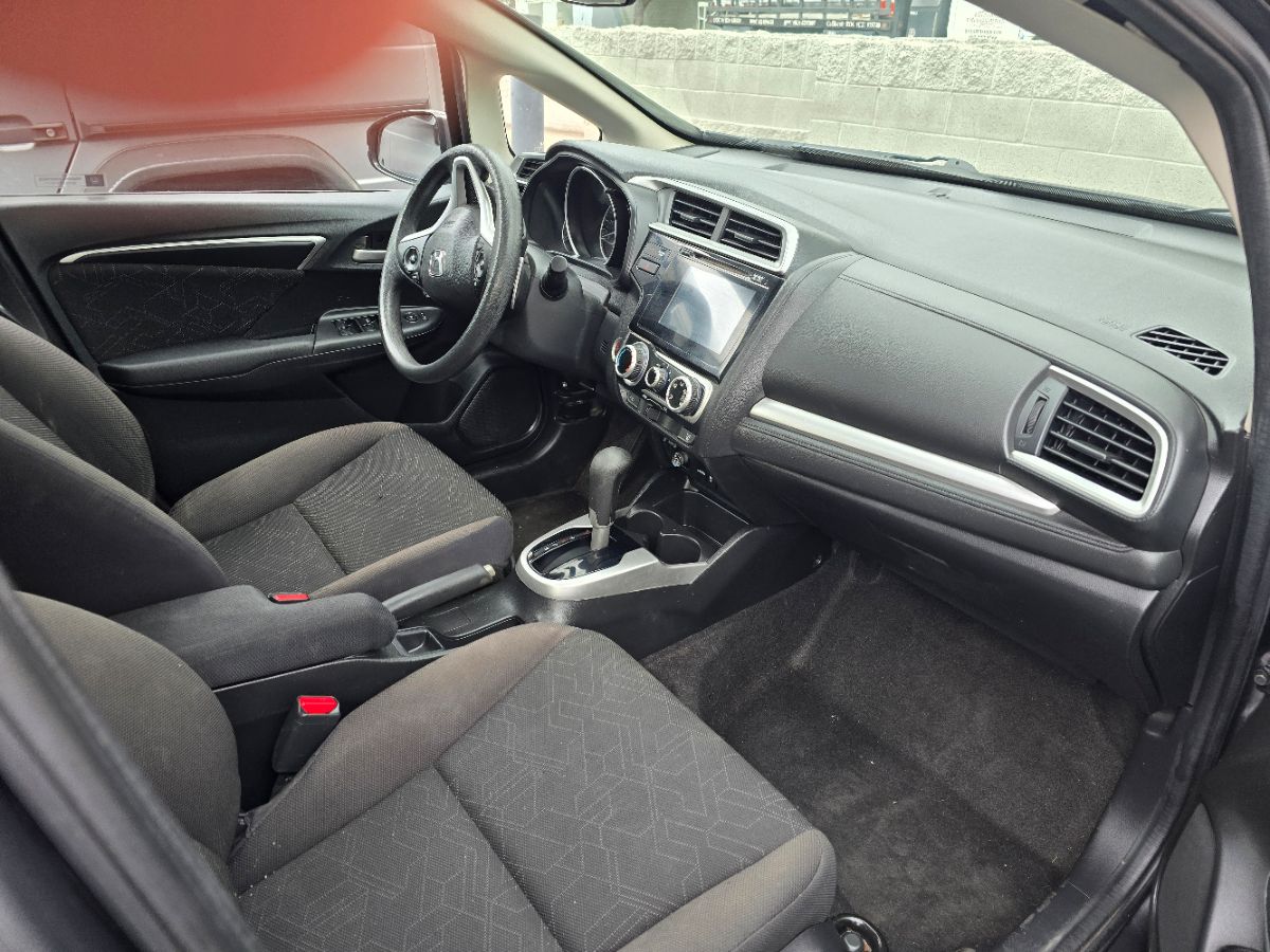 Honda Fit photo 5