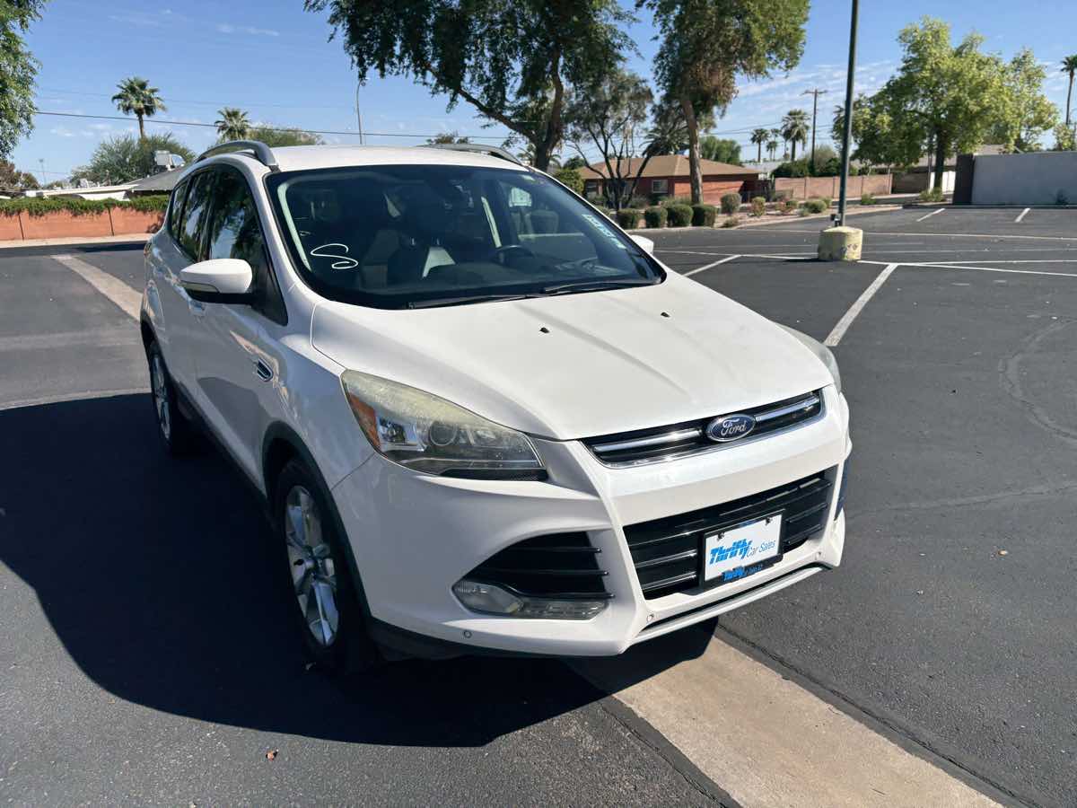 Ford Escape photo 8