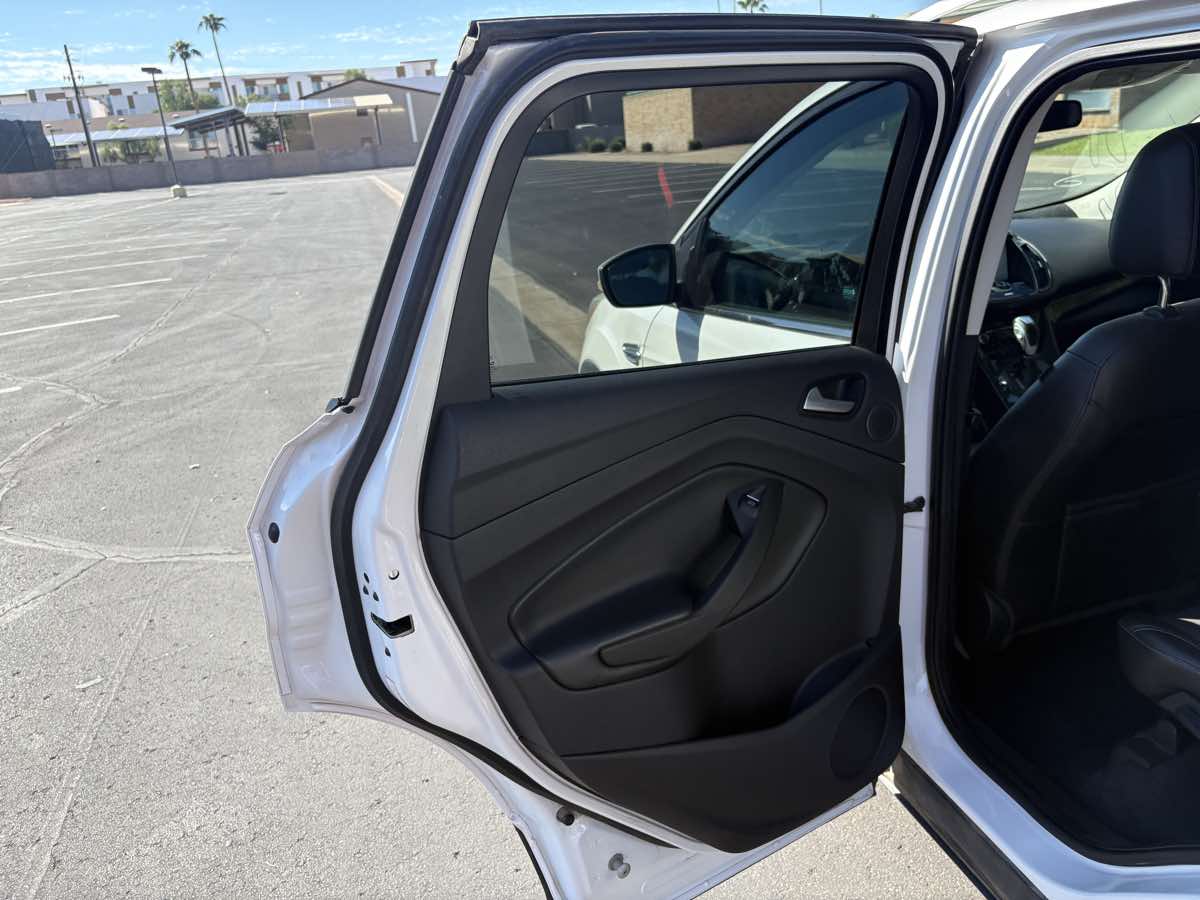 Ford Escape photo 15