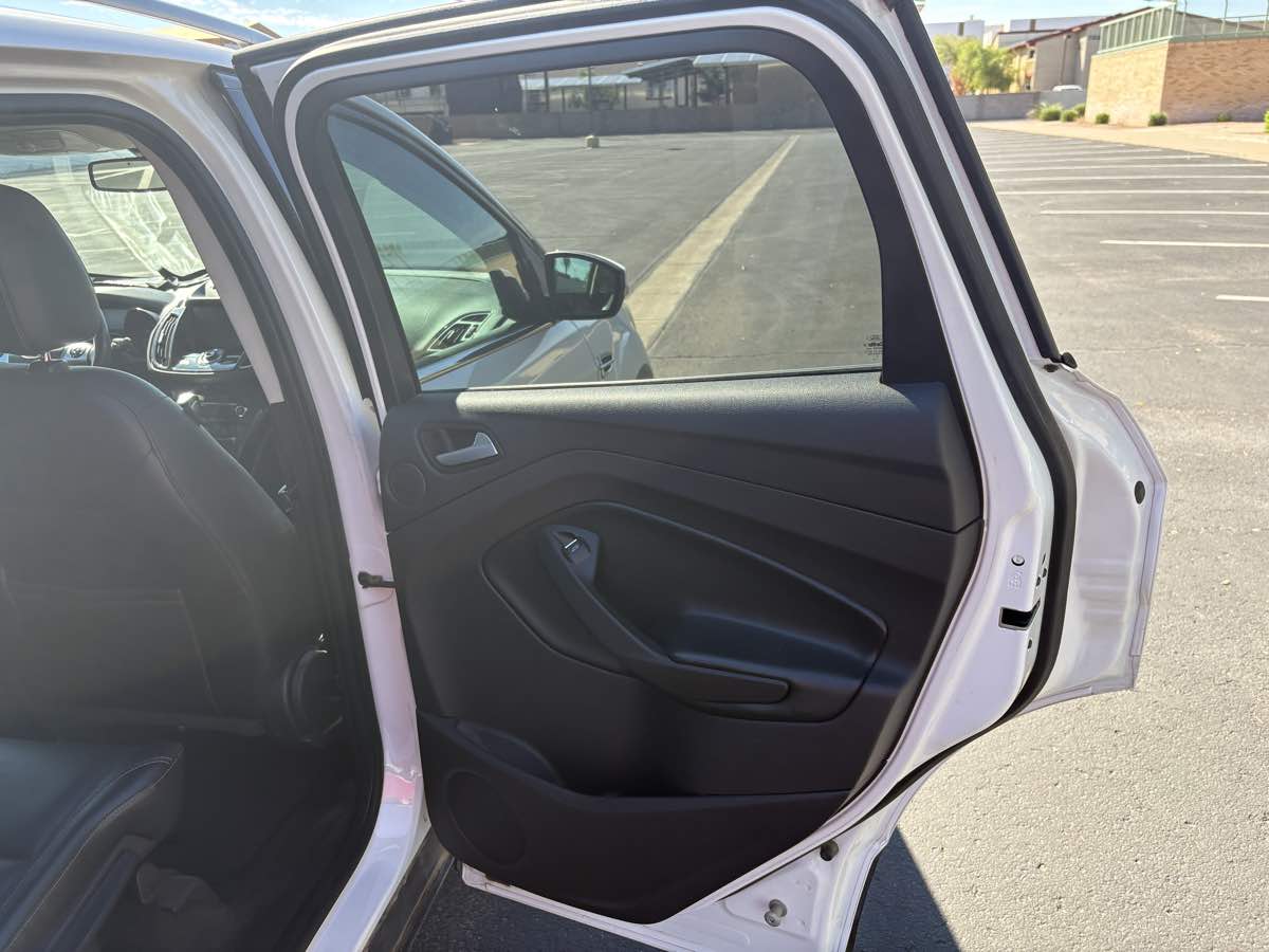 Ford Escape photo 22