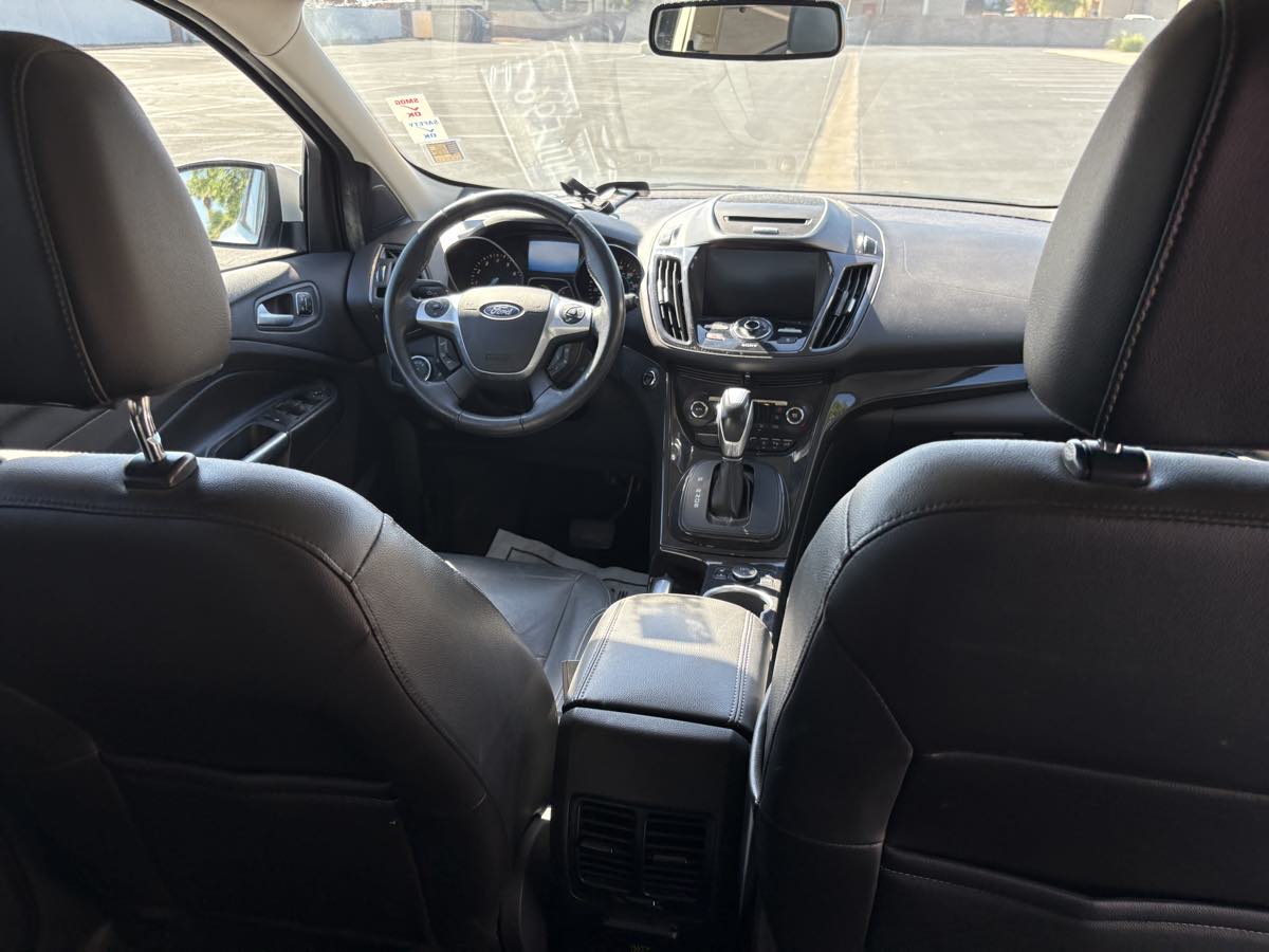 Ford Escape photo 24