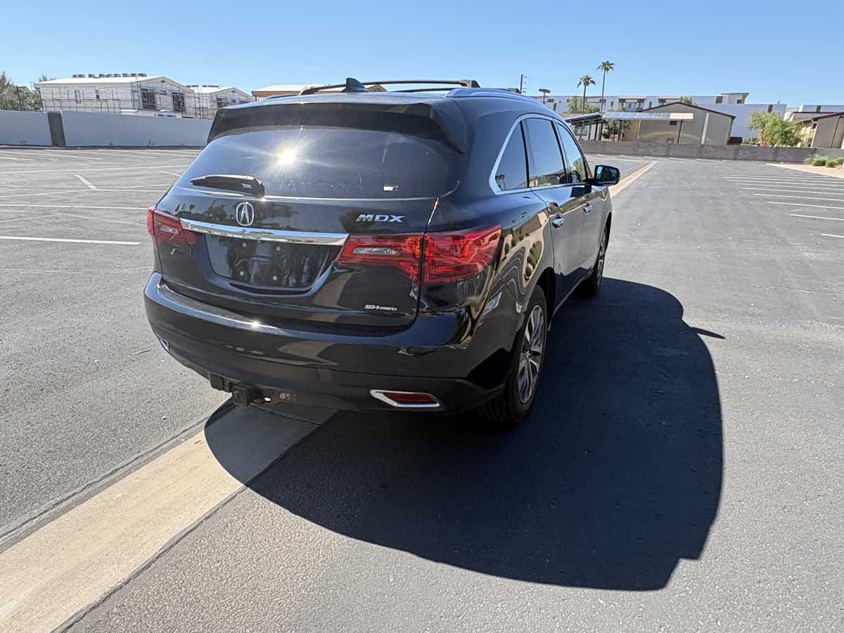 Acura MDX photo 4