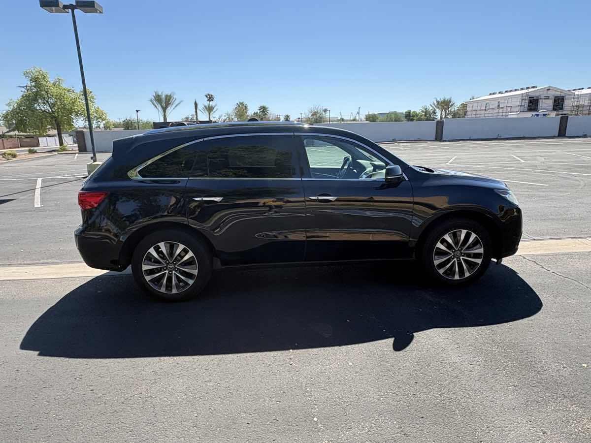 Acura MDX photo 5