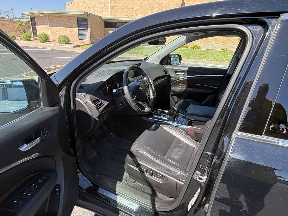 Acura MDX photo 9