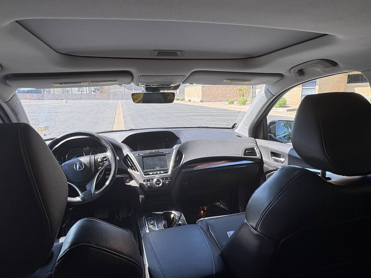 Acura MDX photo 13