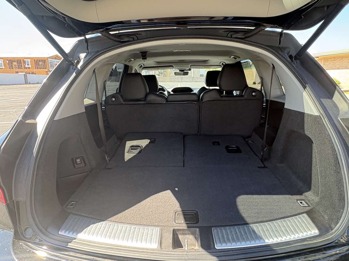Acura MDX photo 15