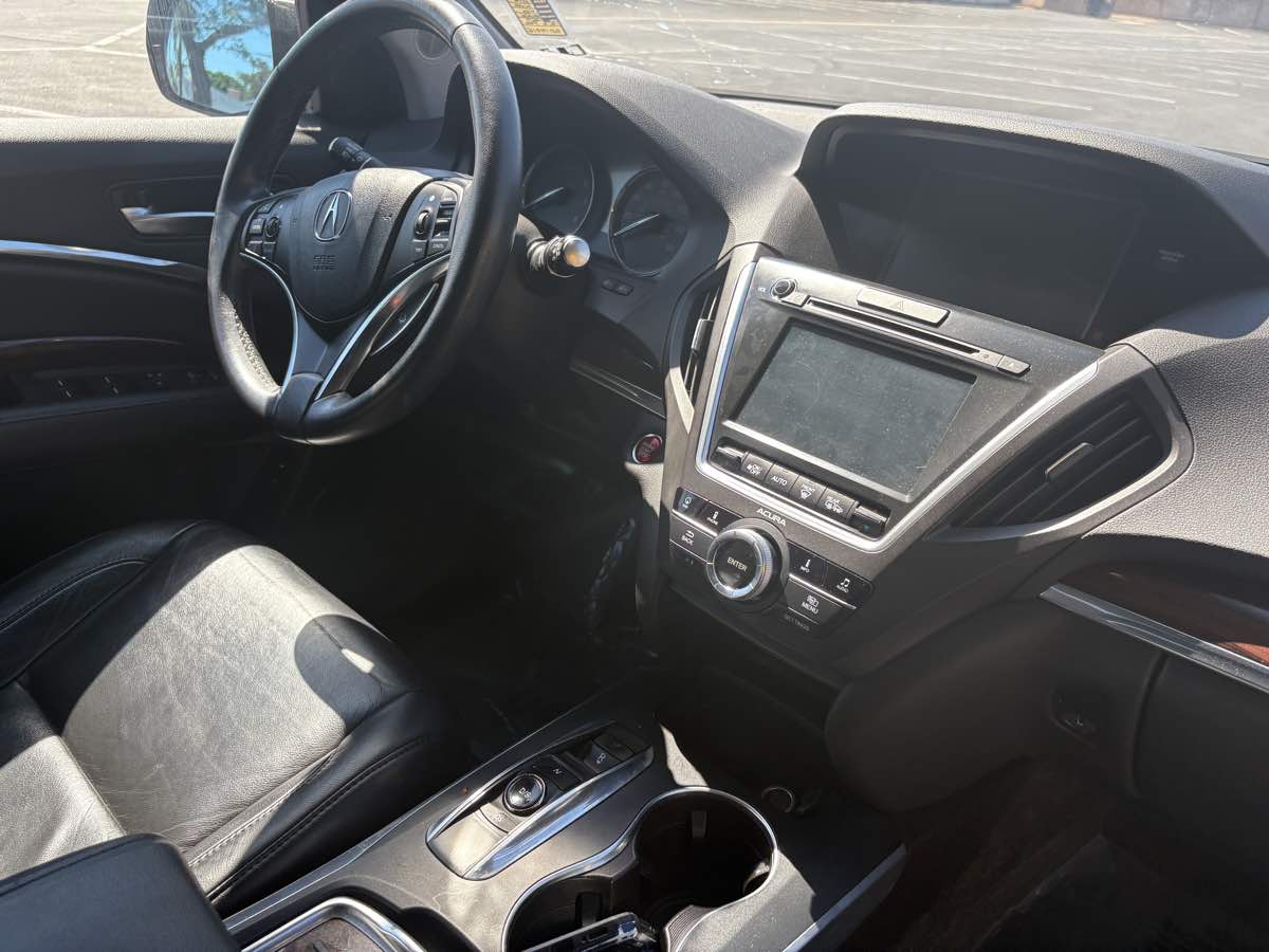 Acura MDX photo 26