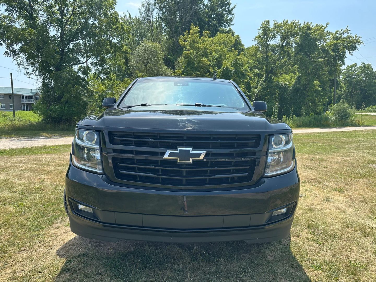 2018 Chevrolet Tahoe Premier photo 2