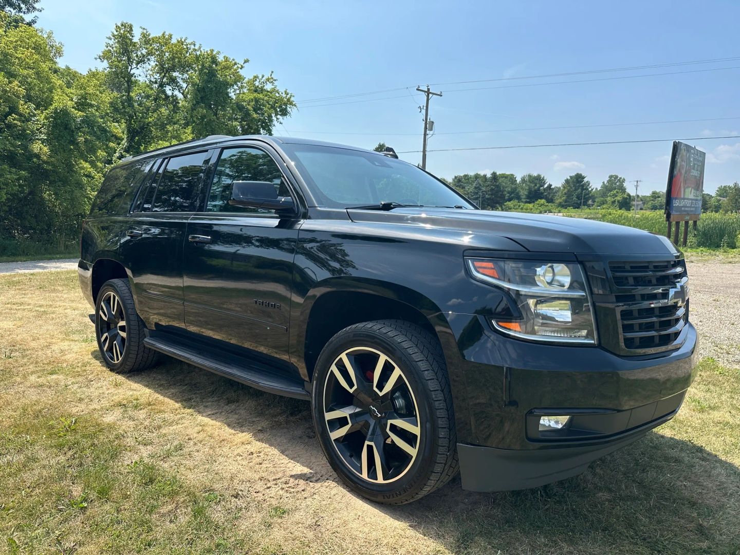 2018 Chevrolet Tahoe Premier photo 3