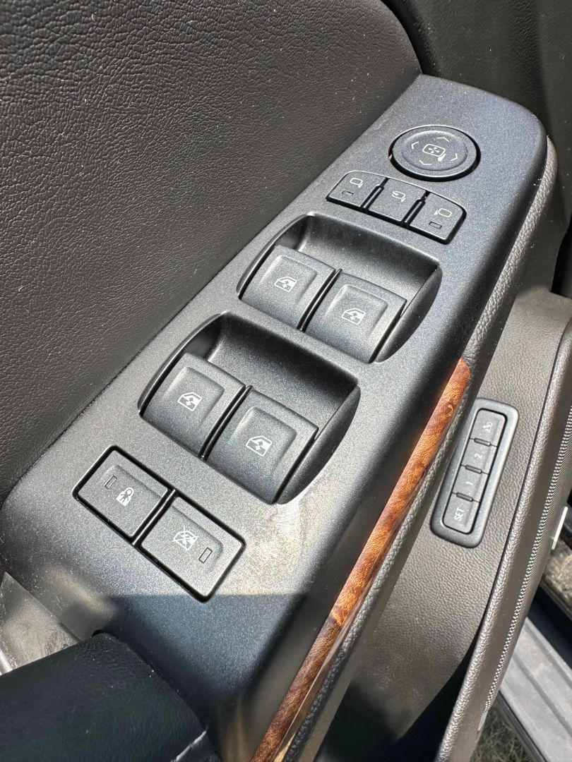 2018 Chevrolet Tahoe Premier photo 13