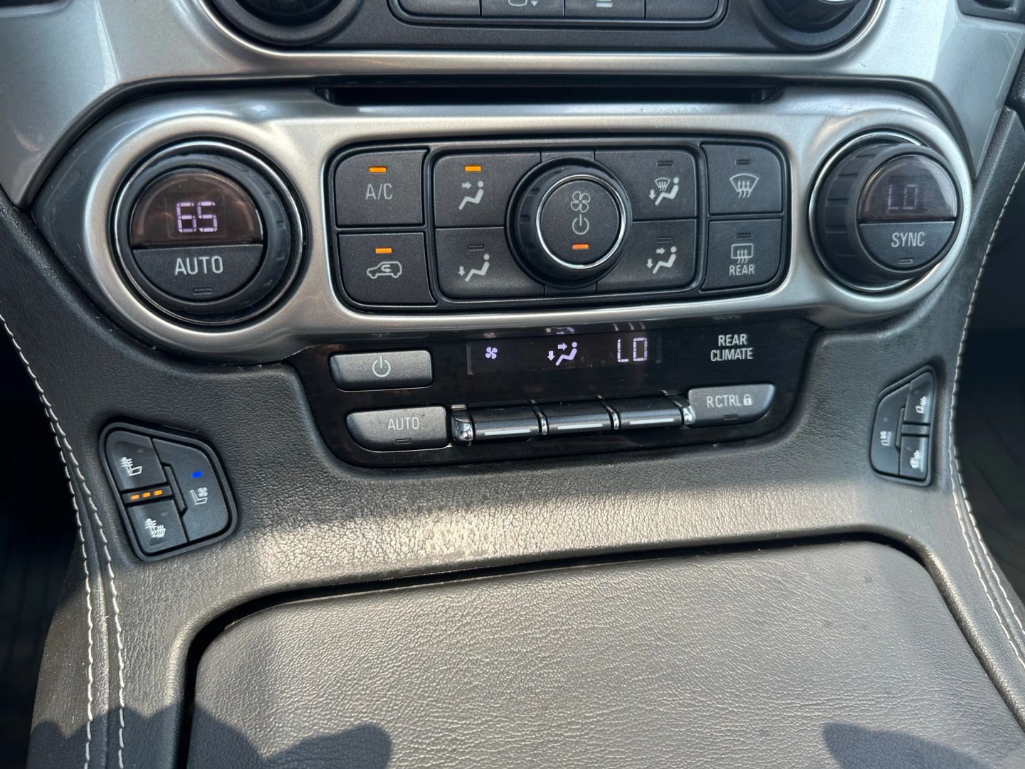 2018 Chevrolet Tahoe Premier photo 22