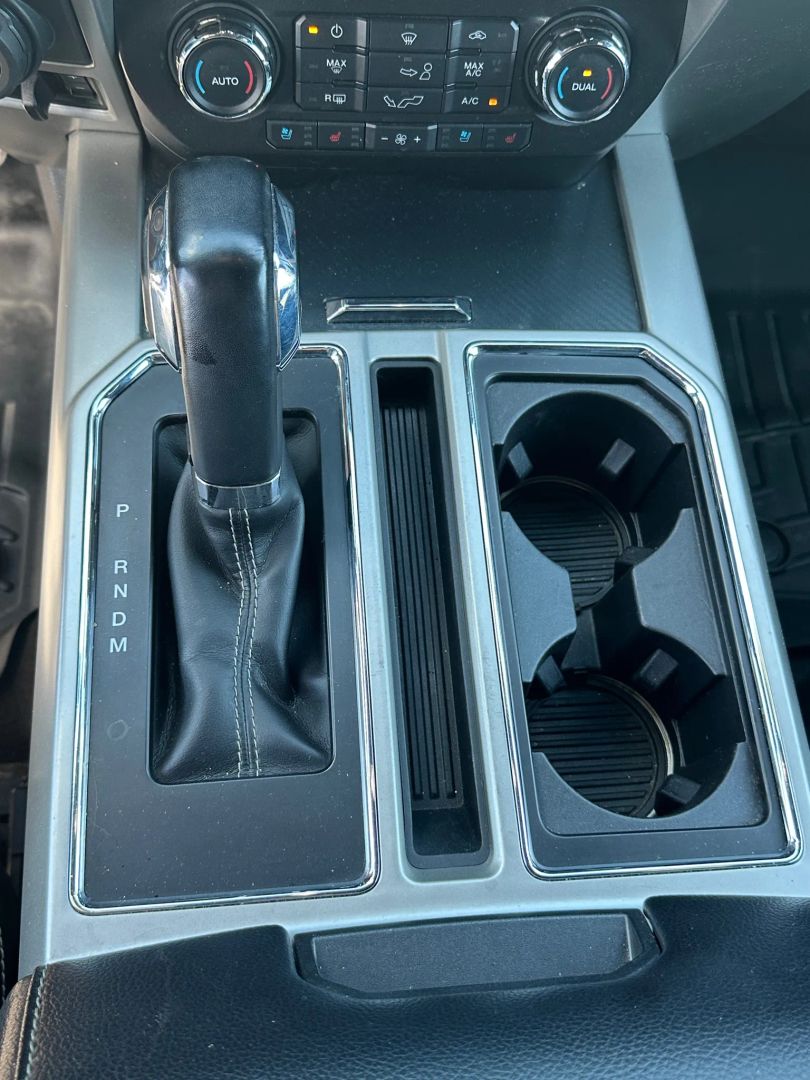 2019 Ford F-150 Lariat photo 20