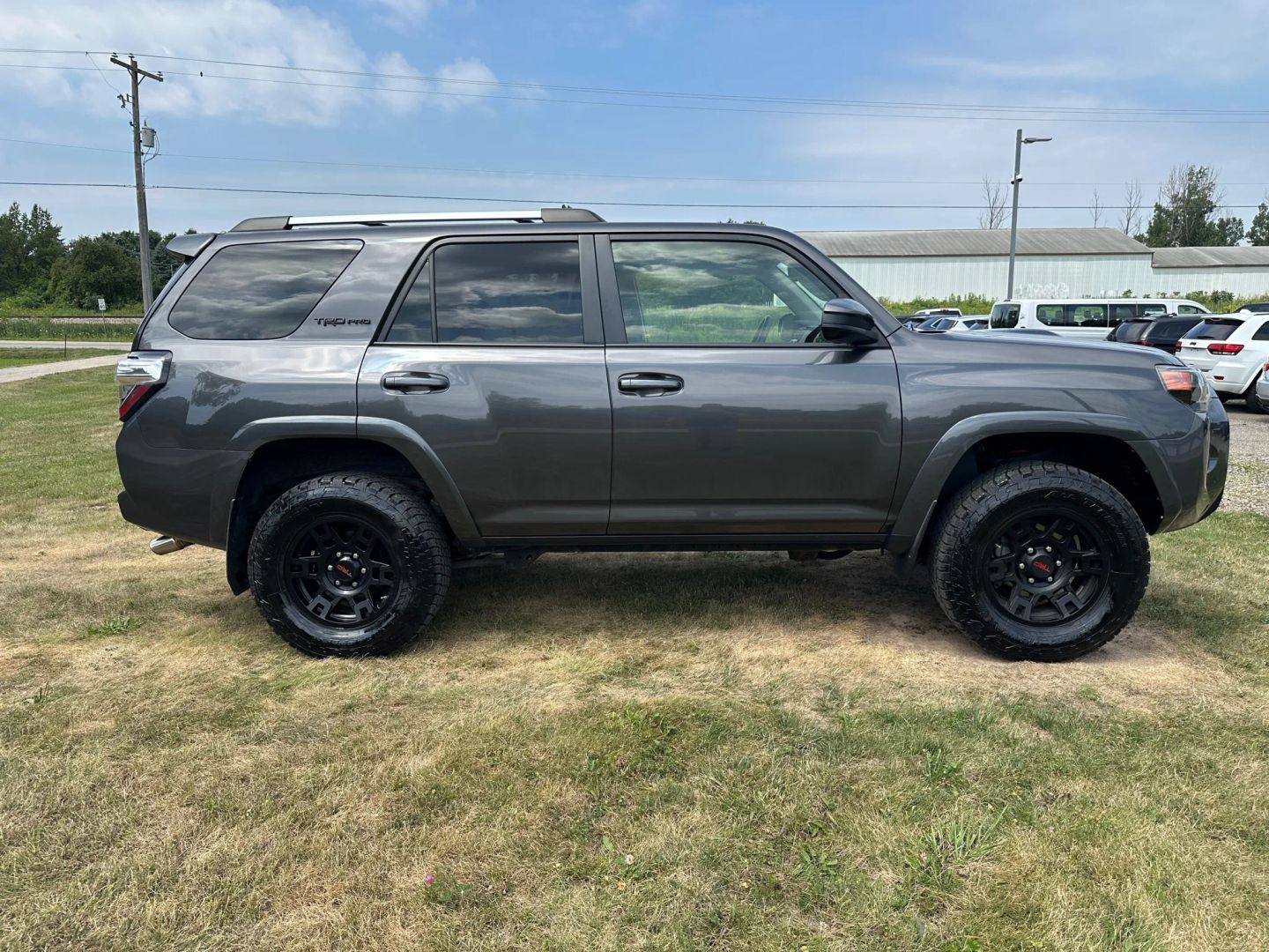 2016 Toyota 4Runner TRD Pro photo 4