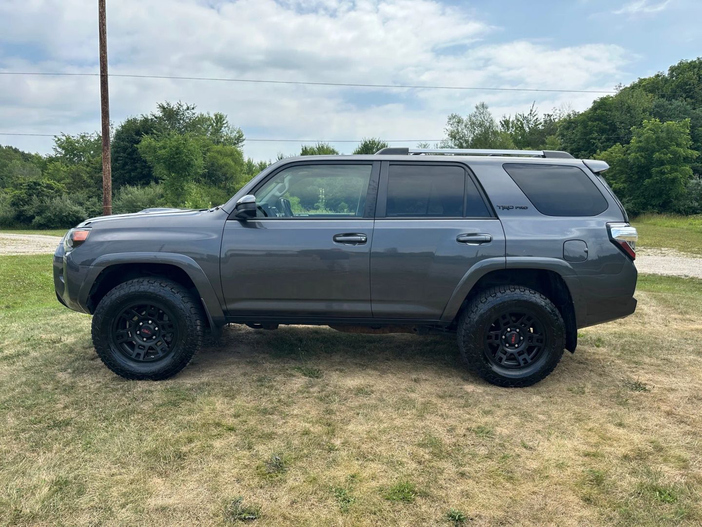 2016 Toyota 4Runner TRD Pro photo 12