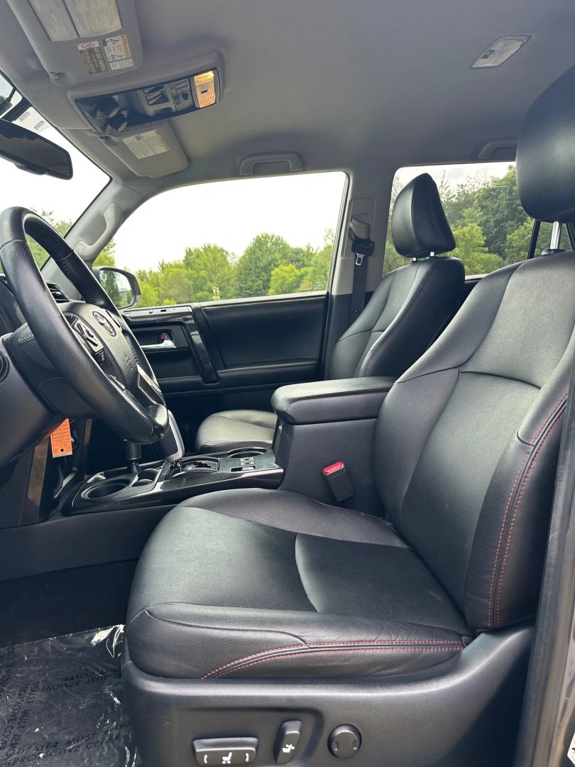 2016 Toyota 4Runner TRD Pro photo 14