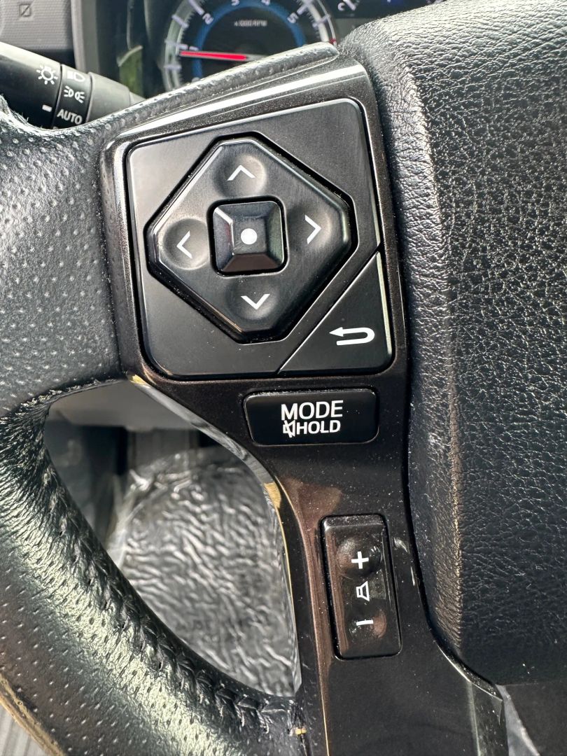 2016 Toyota 4Runner TRD Pro photo 18