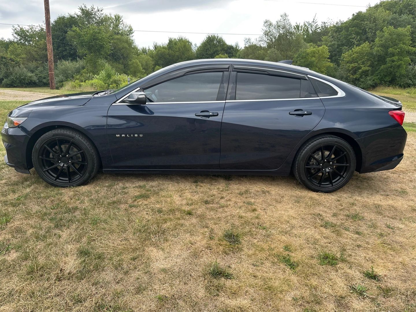 2016 Chevrolet Malibu 1LT photo 9