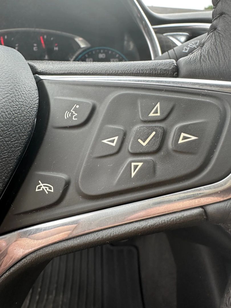 2016 Chevrolet Malibu 1LT photo 15