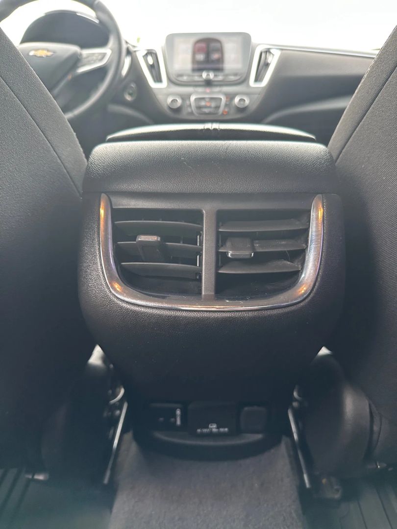 2016 Chevrolet Malibu 1LT photo 23