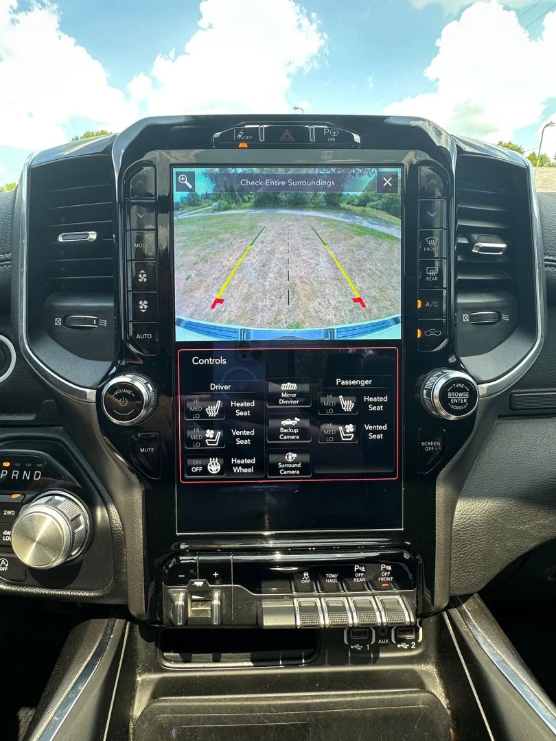 2020 Ram 1500 Laramie photo 15