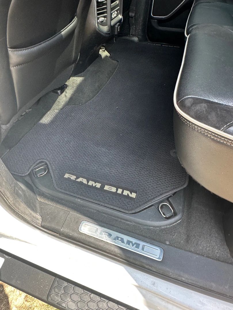 2020 Ram 1500 Laramie photo 25