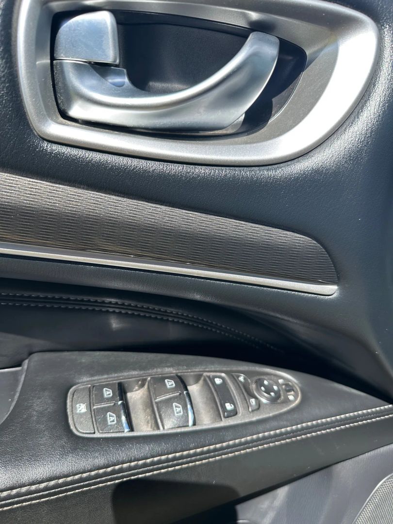 2018 Infiniti QX60 photo 9