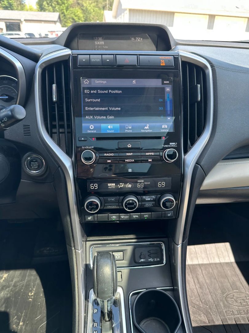 2019 Subaru Ascent Limited photo 16