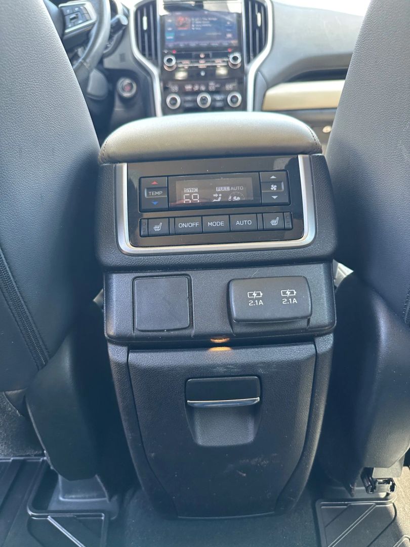2019 Subaru Ascent Limited photo 27