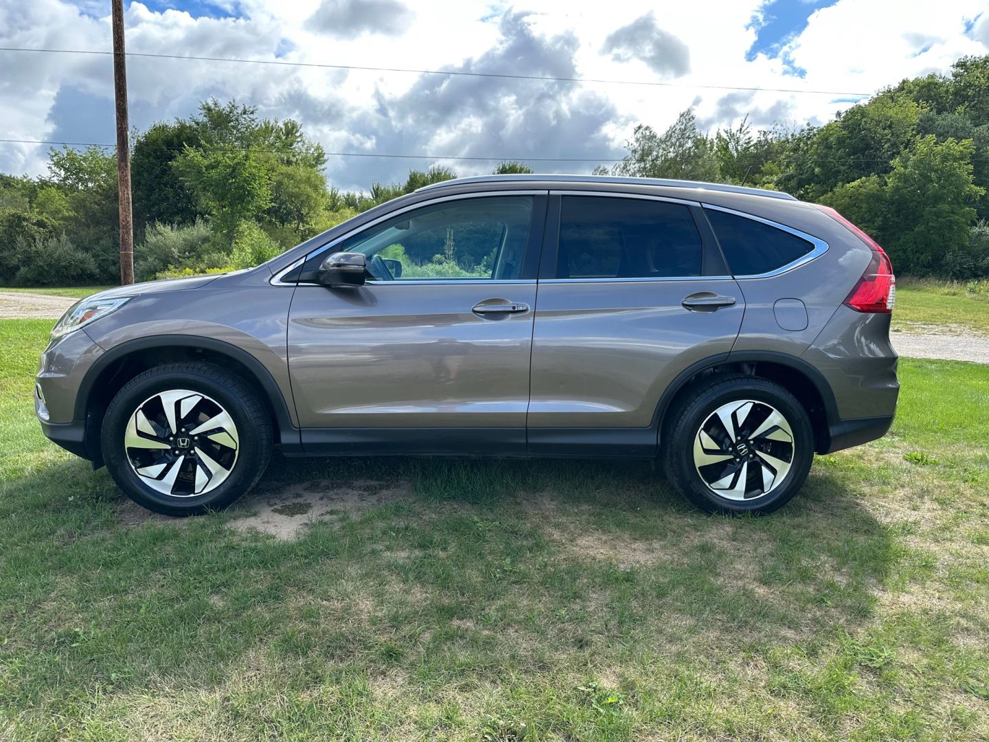 2016 Honda CR-V Touring photo 12