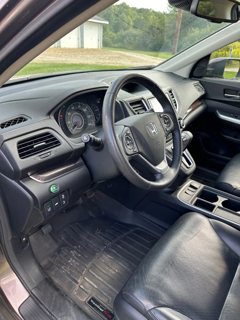2016 Honda CR-V Touring photo 15