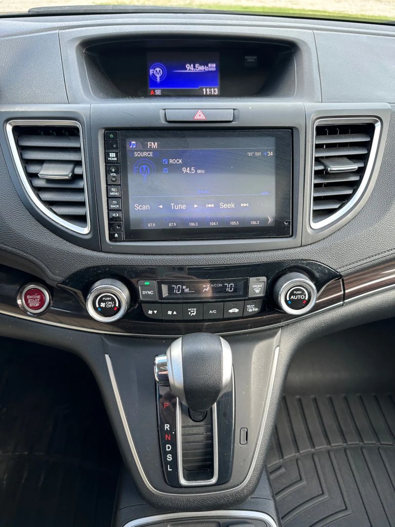 2016 Honda CR-V Touring photo 21
