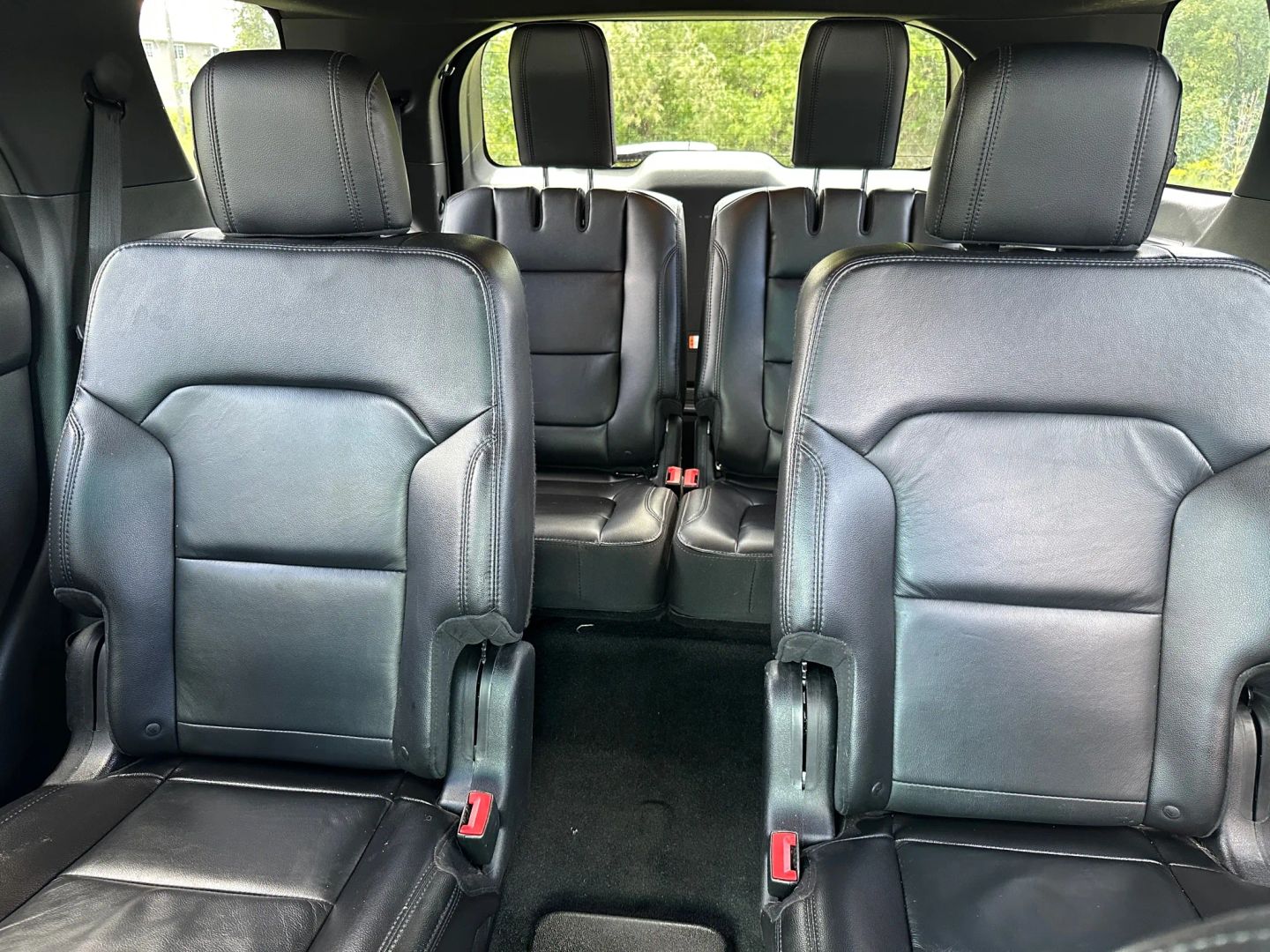 2017 Ford Explorer XLT photo 26