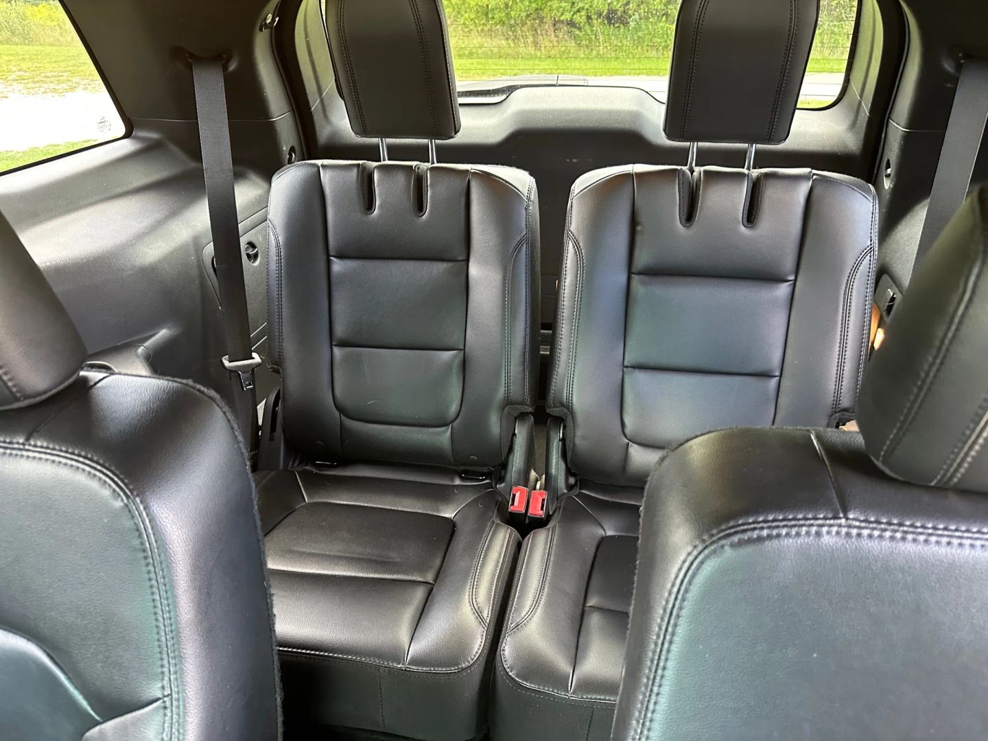 2017 Ford Explorer XLT photo 27