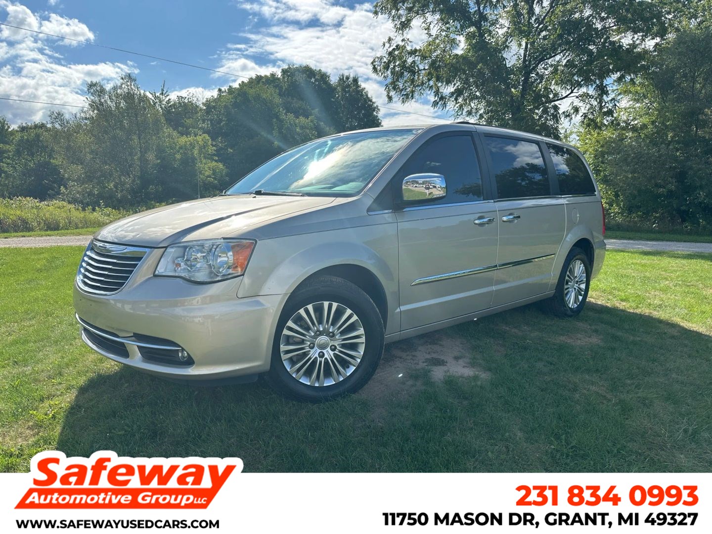 Sold 2015 Chrysler Town Country Touring-L in Grant