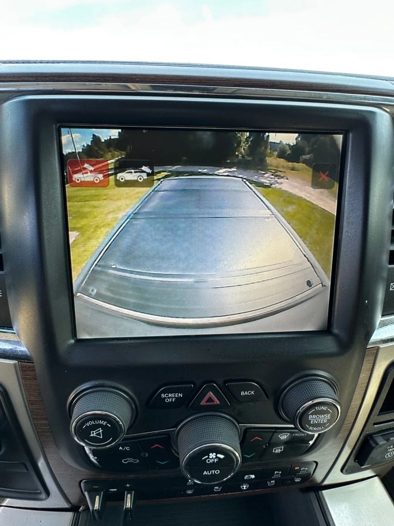 2017 Ram 2500 Laramie photo 21
