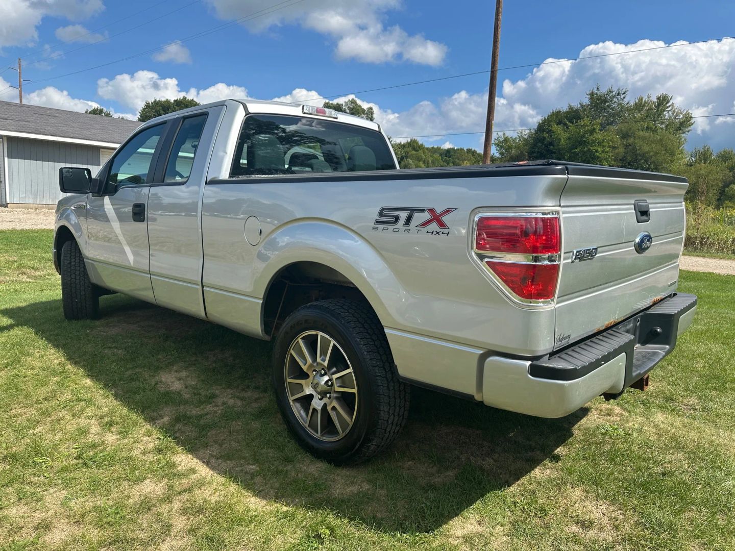 2014 Ford F-150 STX photo 7