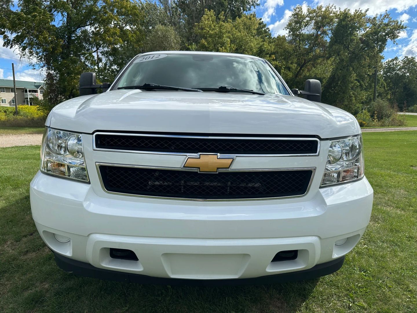2012 Chevrolet Suburban LS photo 2