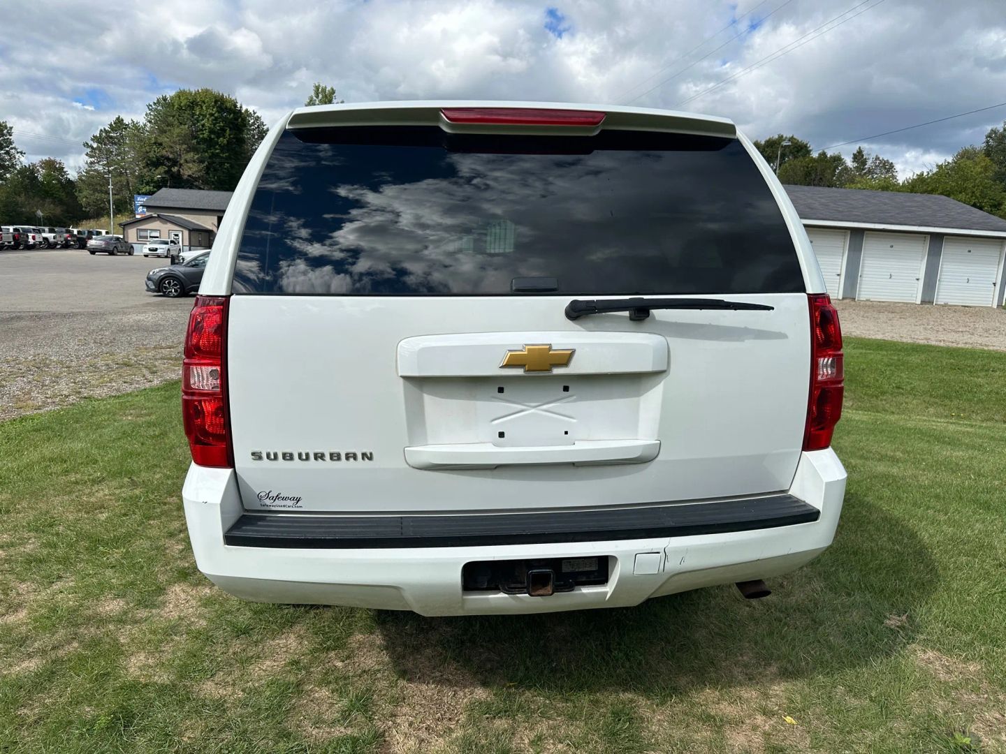 2012 Chevrolet Suburban LS photo 6