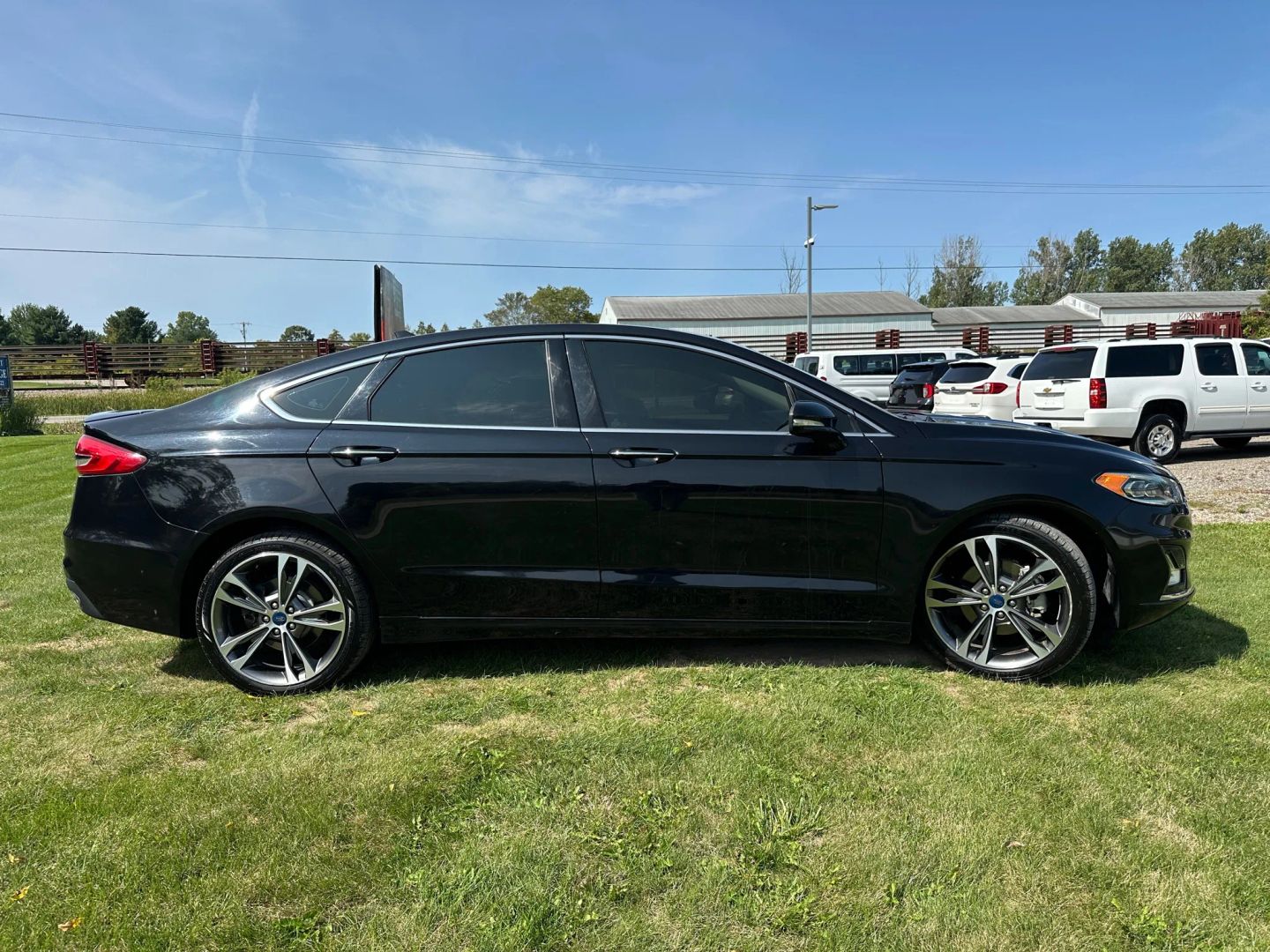 2020 Ford Fusion Titanium photo 4