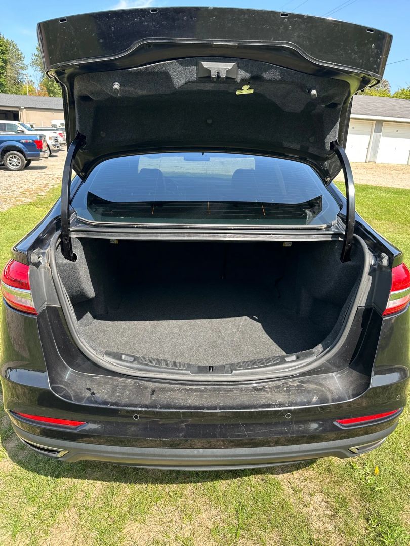 2020 Ford Fusion Titanium photo 7
