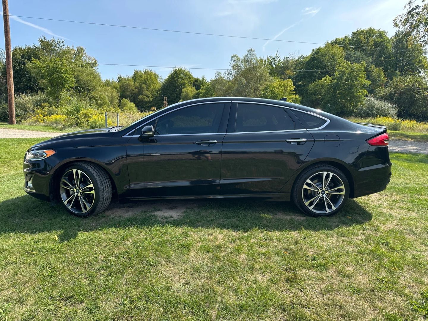 2020 Ford Fusion Titanium photo 9