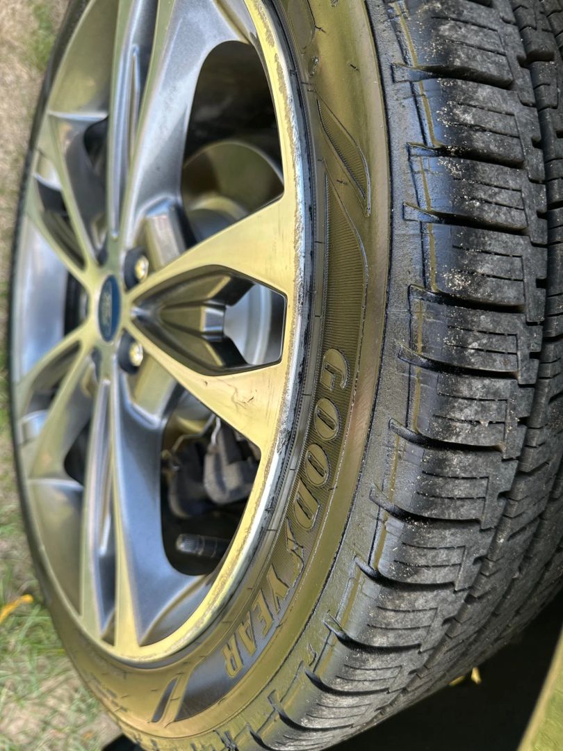 2020 Ford Fusion Titanium photo 27