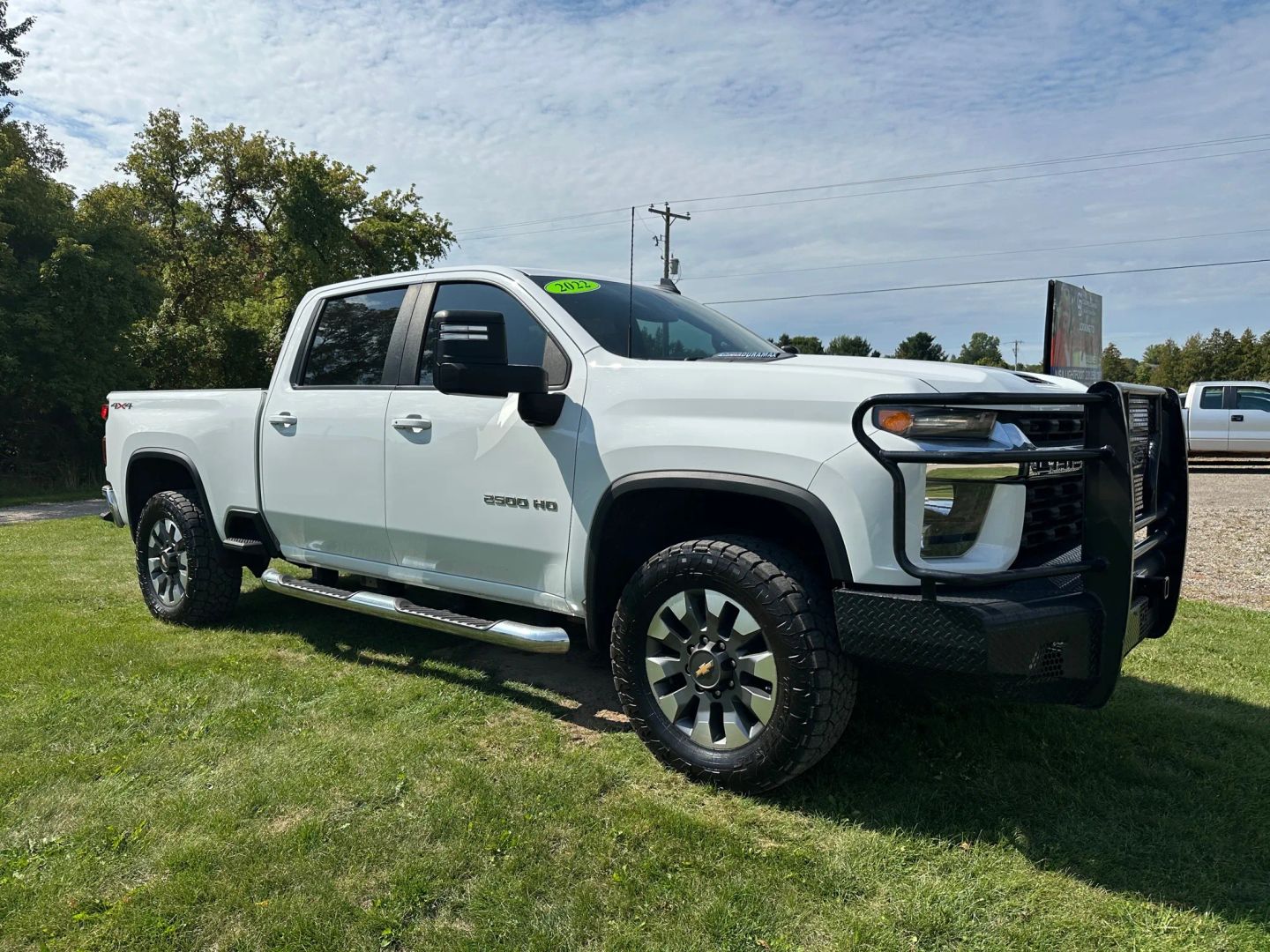 2022 Chevrolet Silverado 2500HD LT photo 3