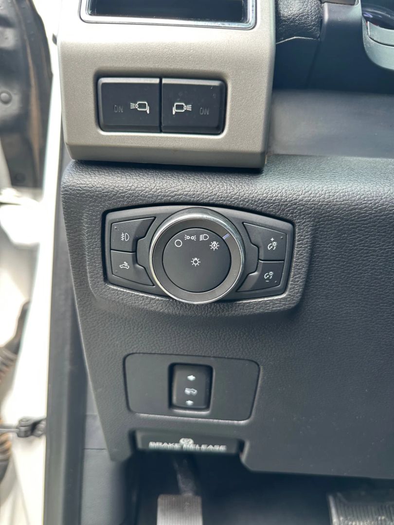 2021 Ford F-250 Lariat photo 12