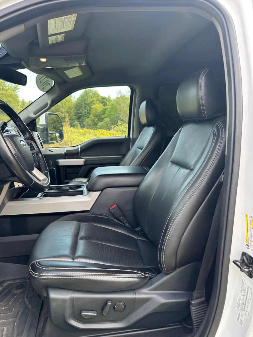 2021 Ford F-250 Lariat photo 13