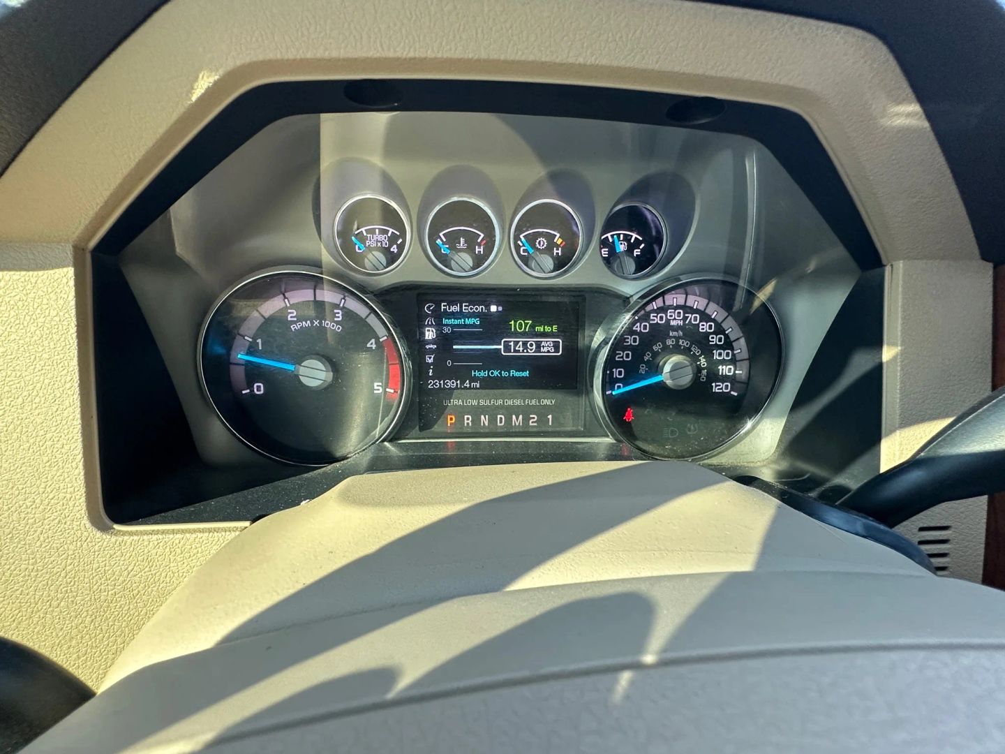 2016 Ford F-250 Lariat photo 21
