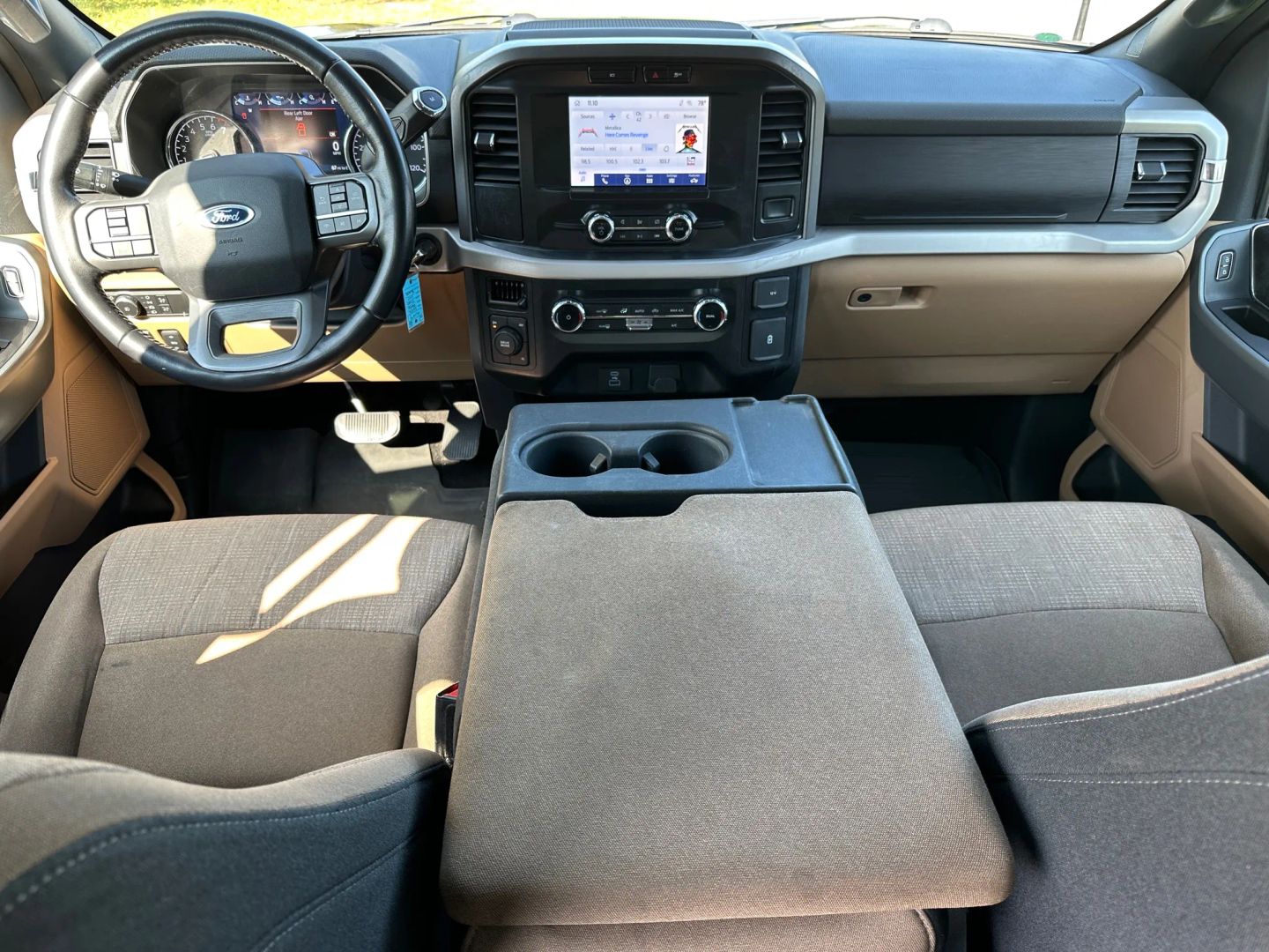2022 Ford F-150 XLT photo 28